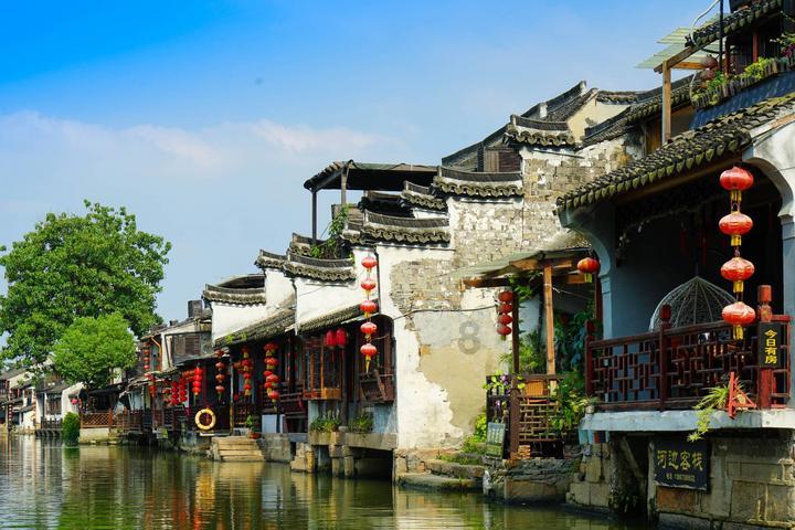受邀出席